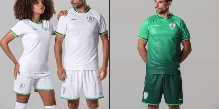 Nova camisa 2 do América-MG 2026 em modelo branco e uniforme verde completo apresentados por atletas