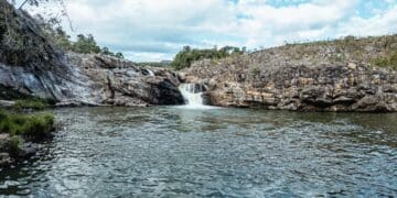Cachoeira dos Marques na Serra dos Alves, ponto turístico natural em Itabira