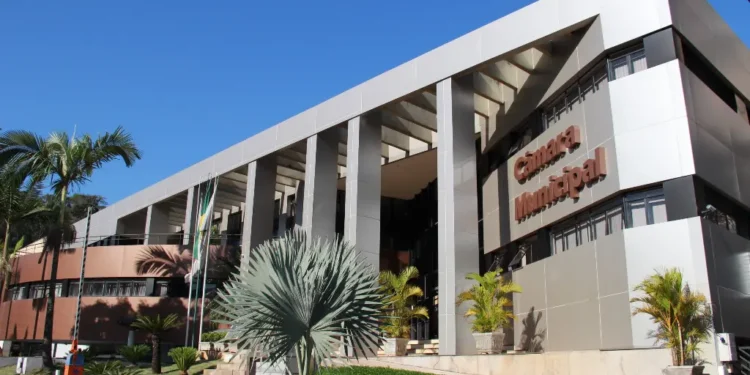 Sede da Câmara Municipal de Itabira no centro da cidade