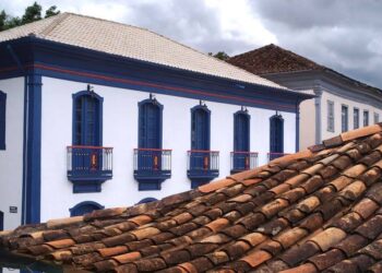 Casa de Carlos Drummond de Andrade em Itabira fotografada em 2007, com fachada histórica e arquitetura preservada